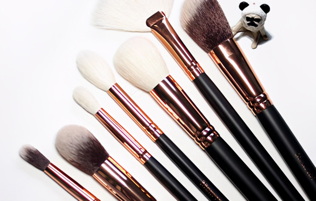 高光棒可以代替高光膏吗,高光棒能用眼影代替吗