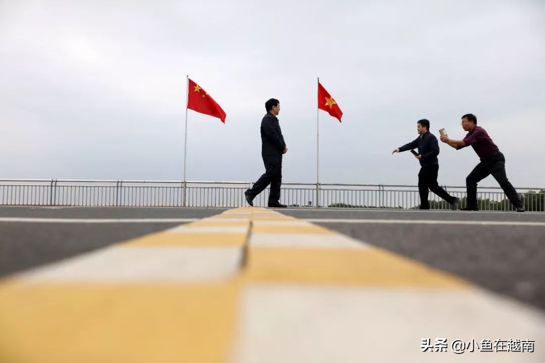 《走进越南》043期：中越三大陆路口岸，一边是城市，一边是县城