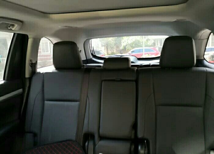 汉兰达最低配驾驶感受,汉兰达内饰为什么那么多硬塑料