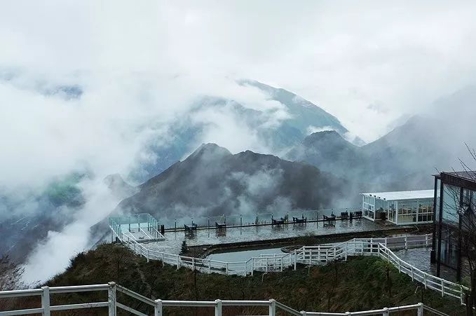巴厘岛大秋千值得去吗,巴厘岛网红秋千值得去吗