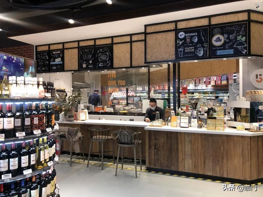 3㎡实现梦想？咖啡馆越开越小，最近流行“店中店”