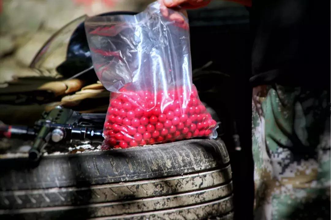 飞拉达攀岩溜索丛林溯溪地心探洞,清远飞拉达丛林探险