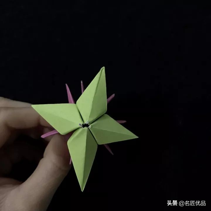 草莓叶子剪纸图,对称草莓剪纸