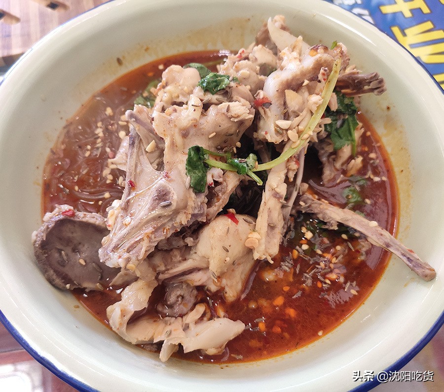 滑翔米线店,滑翔米线