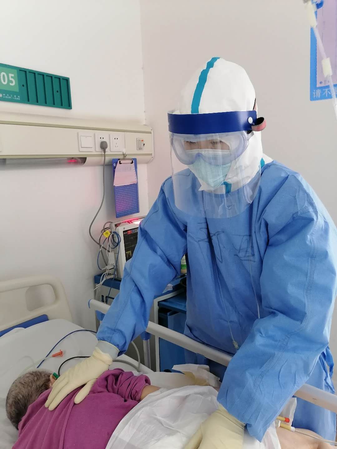 向最美逆行者致敬！援鄂医护接受激光近视手术，免费