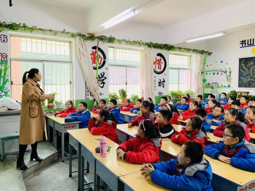 树魂立根务实前行延川县城关小学2020——2021学年度第一学期工作总结