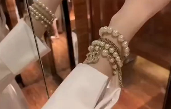 女生手链奢侈品牌有哪些,手链什么牌子比较好轻奢