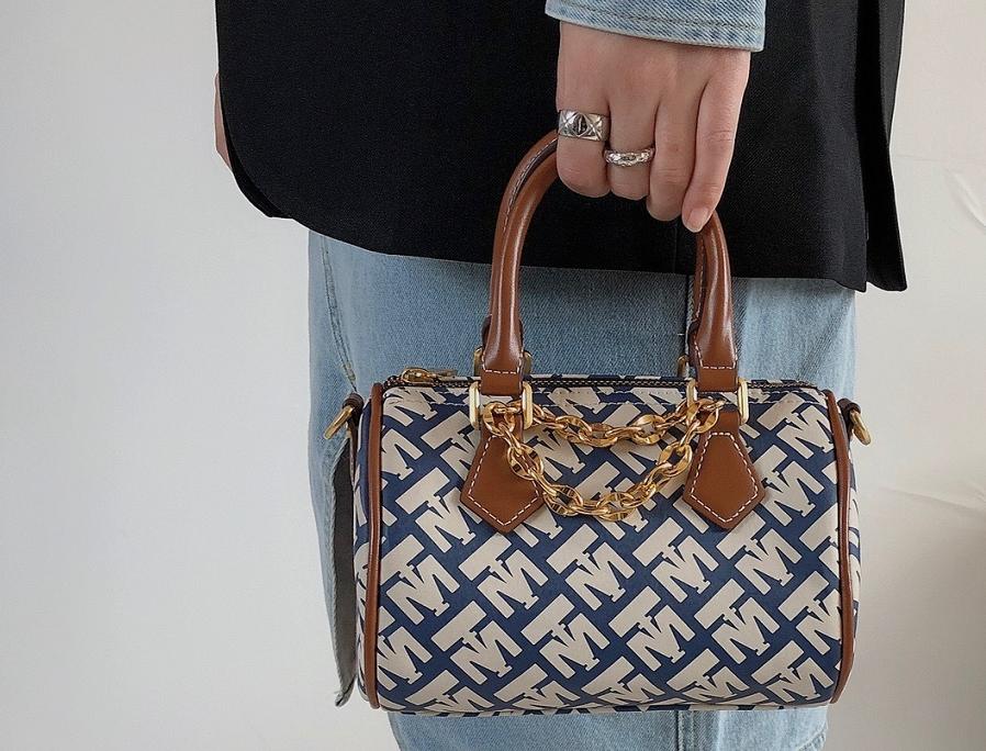 小ck和小mk哪个档次高,小ck和mk哪个好用