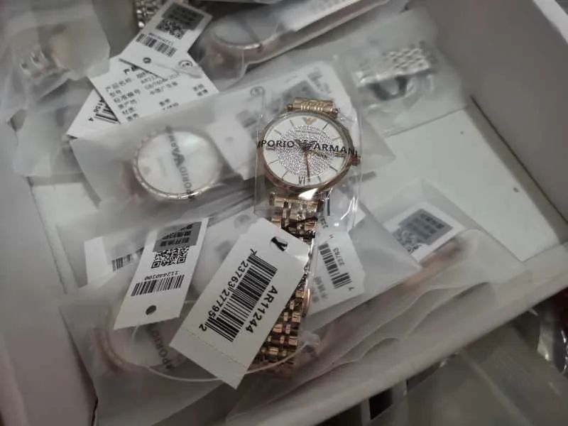 包装是正品但是里边是假货,代购包装盒真假