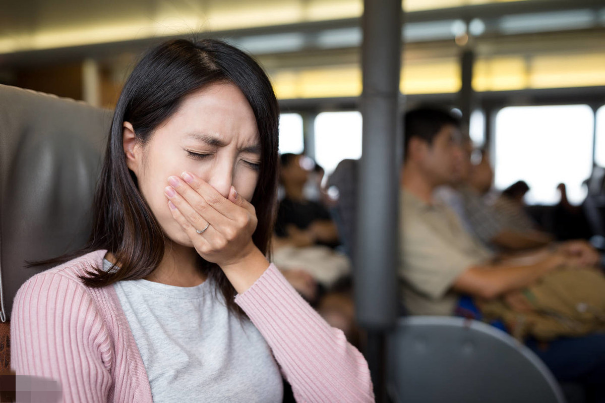 男人吃女性避孕药有副作用吗,紧急避孕药对女性的危害和副作用