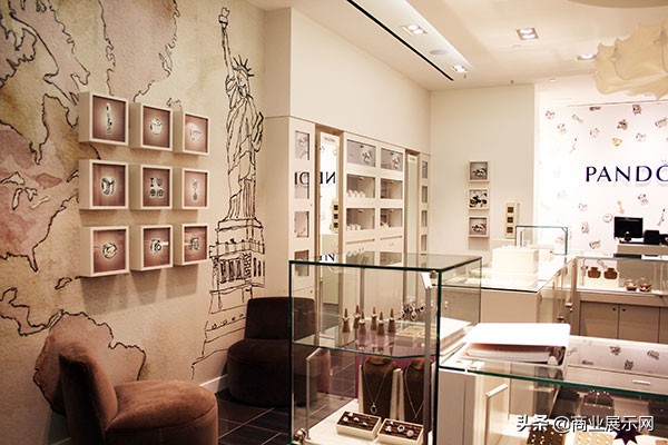 pandora潘多拉珠宝店,纽约soho潮牌购物街