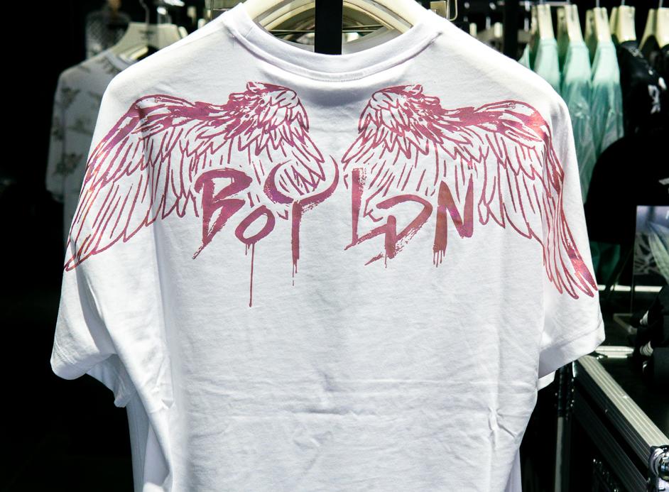 买护肤品送口红,买护肤品送化妆品