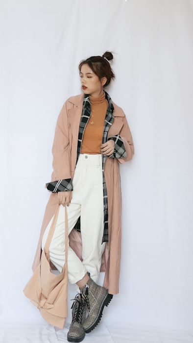 最节省空间又简便的叠风衣方法,薄款中长风衣怎么叠