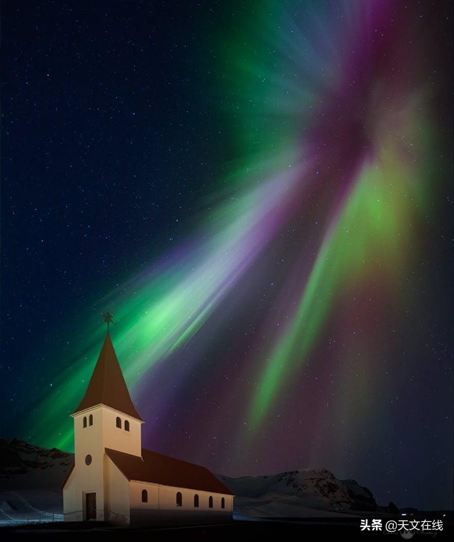 欧若拉北极光的秘密,欧若拉是南极光还是北极光