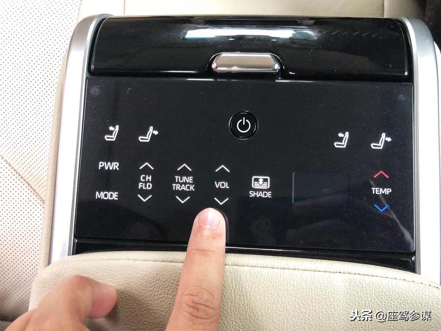 丰田凯美瑞2.5l豪华版测评,丰田凯美瑞2024款2.0精英版试驾