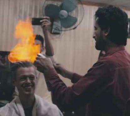 口香糖粘到了头发上怎么取下来,小孩头发上粘了口香糖怎么去除