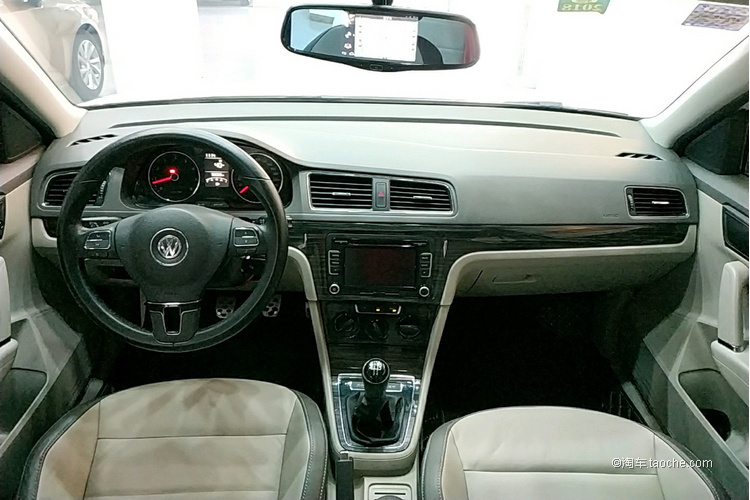 两厢车大众朗行,大众朗行耐用省油吗