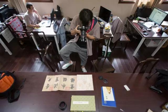 杭州灵隐寺招人火爆热搜，不用出家！当初入职90后小伙再度走红：一年半瘦20斤，8小时上班制，KPI随缘