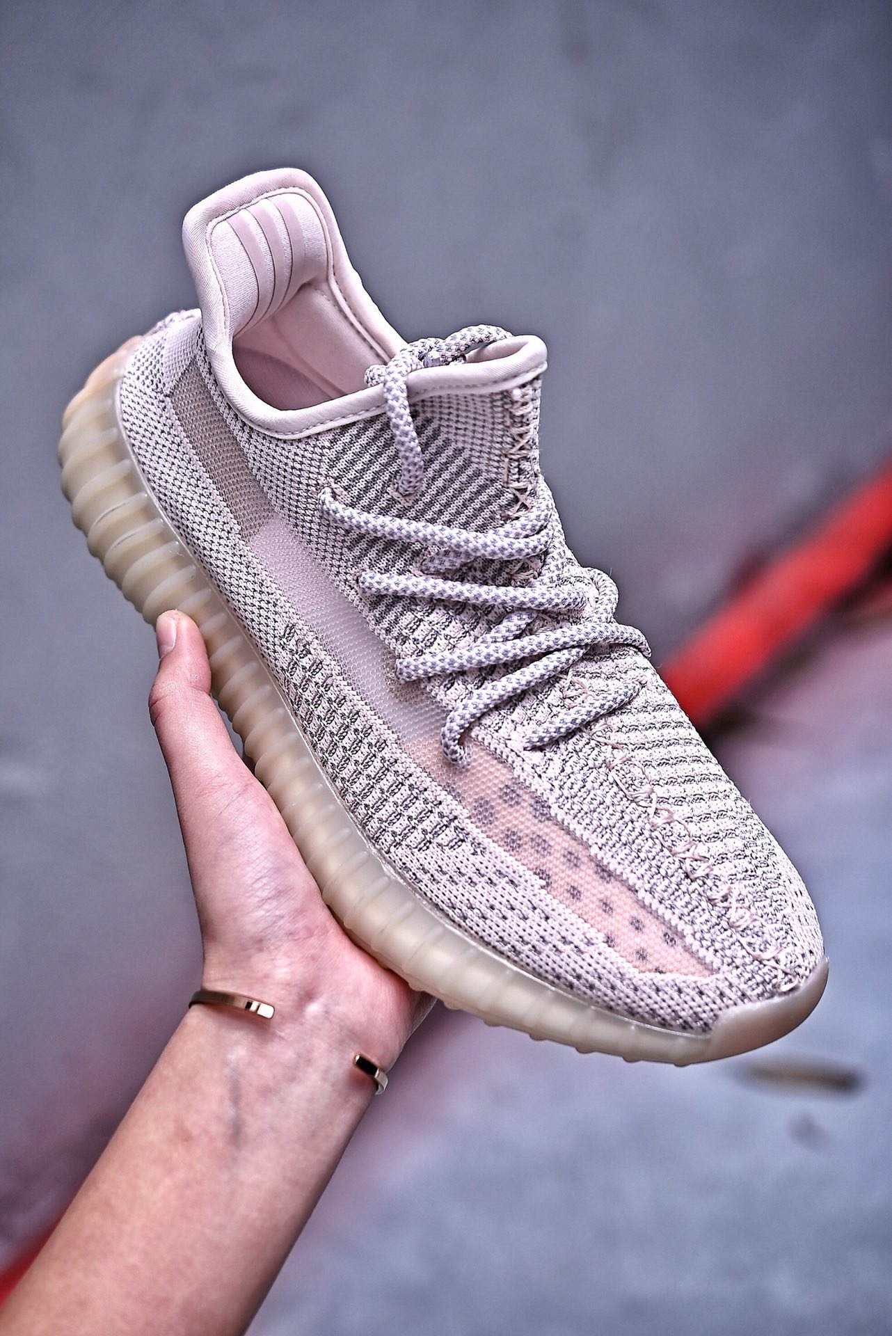 2020yeezy350发售信息,yeezy350宣传视频
