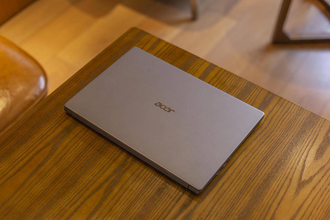 宏碁笔记本新蜂鸟33:2测评,宏碁蜂鸟sf314pro评测