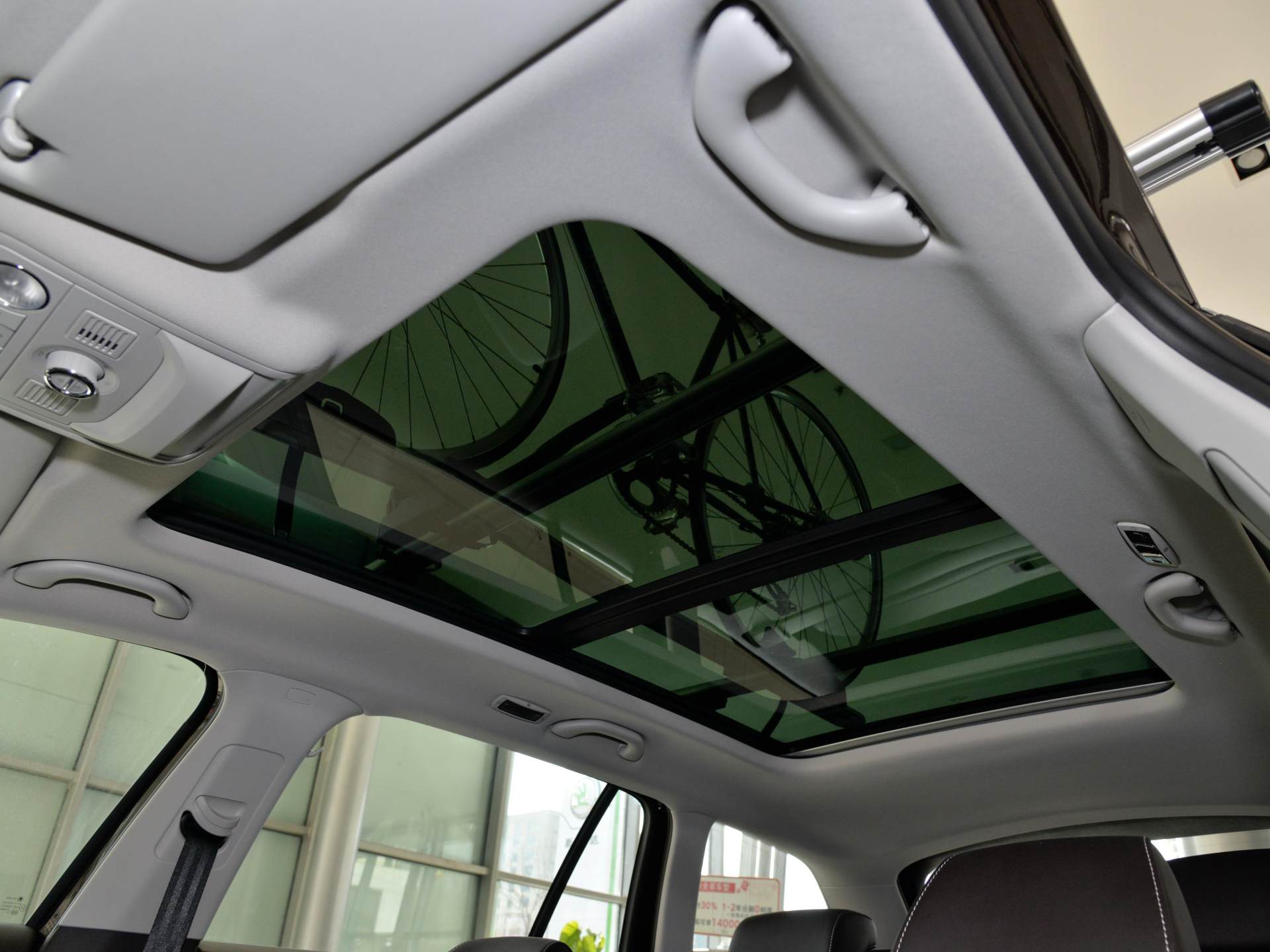 斯柯达明锐旅行版实车,德系瓦罐