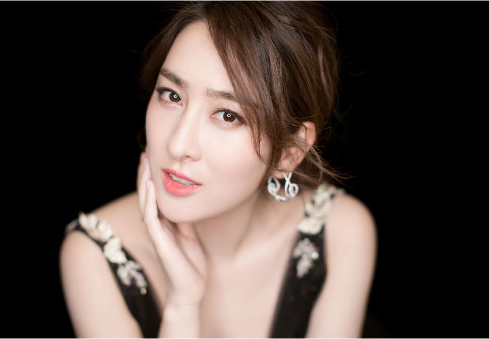 马苏发微博为李小璐辩解,马苏现身机场调侃李小璐