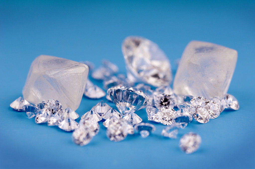 怎么买钻石最保值,怎么买钻石便宜又省钱