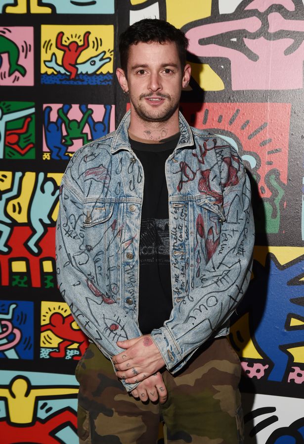 女明星只穿1次的定制礼服，红毯活动之后怎么处理？主要4个途径