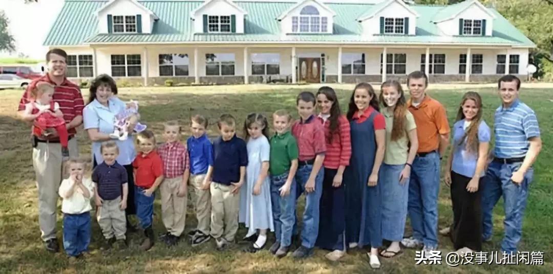 美国夫妻可以生几个孩子,美国夫妇生了十九胞胎