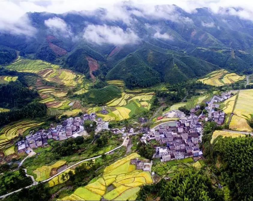 从1000米高处能看风景,从五百米高空看地面什么感觉