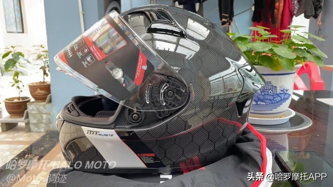 碳纤维头盔蛇纹,mt碳纤维复古头盔