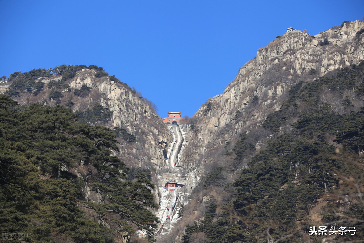 泰山不是最高的山，为何会成为天下第一山，中华民族的圣山？