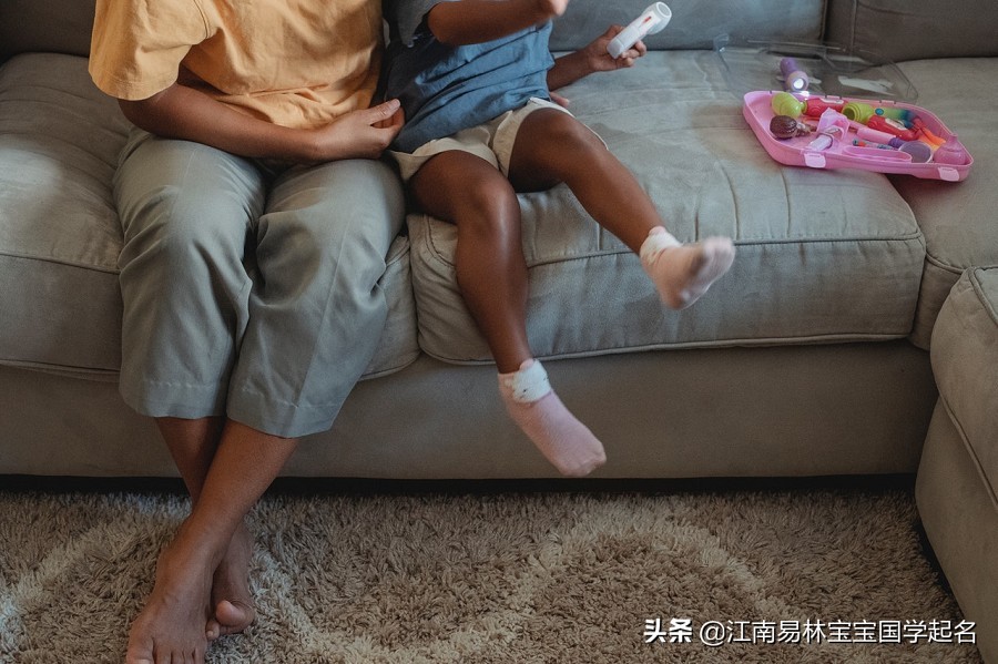 阳光开朗活泼的女孩小名,阳光活泼开朗可爱的女孩