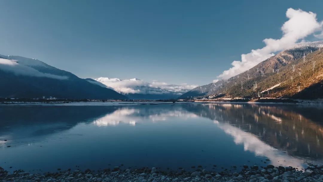 魔幻城市旅游景观,魔幻山城旅游感受