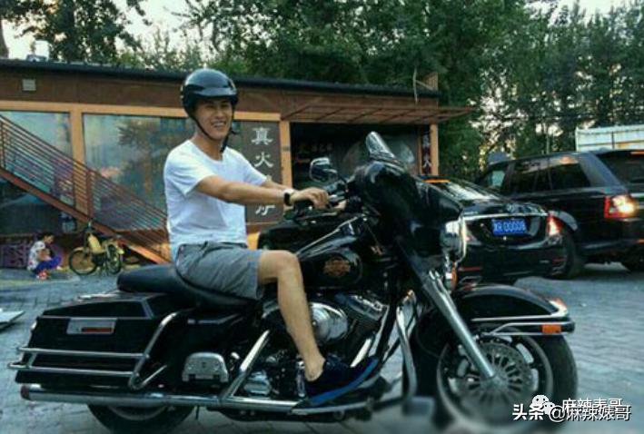 靳东骑行,靳东骑行10000公里