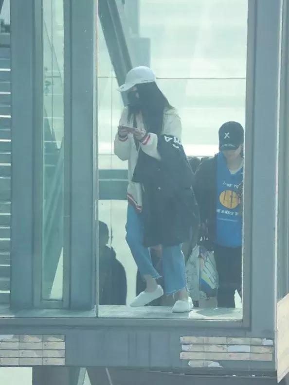 毛毛鞋为啥流行,毛毛鞋为什么都是平底