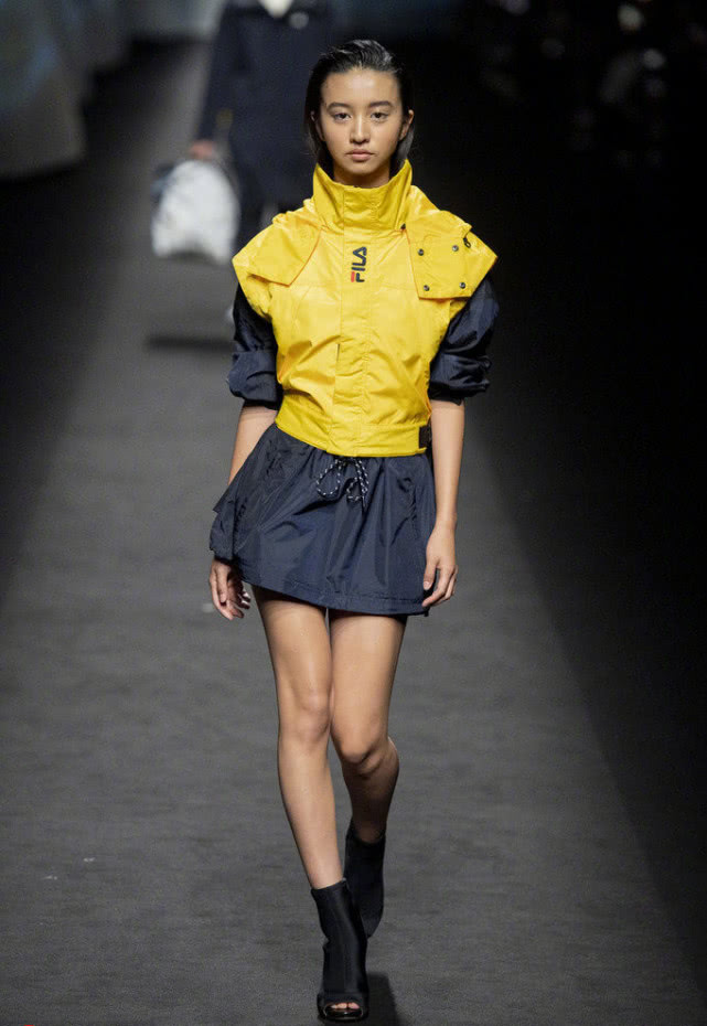 显老，奢牌珠宝戴出艳俗山寨感！木村拓哉真不打算帮女儿换团队吗