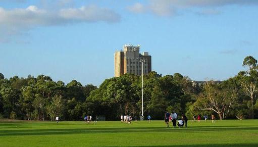 物理治疗专业留学意大利,莫纳什大学物理