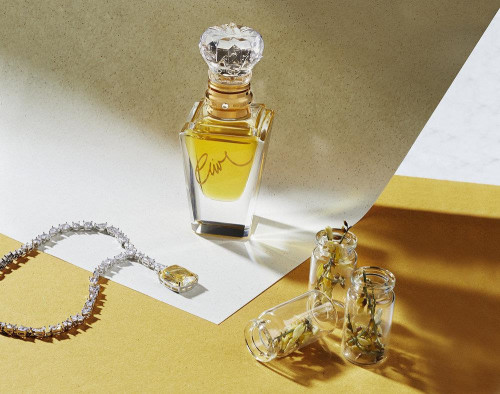 一个价值一百万美元的香水瓶的气味是怎样的？