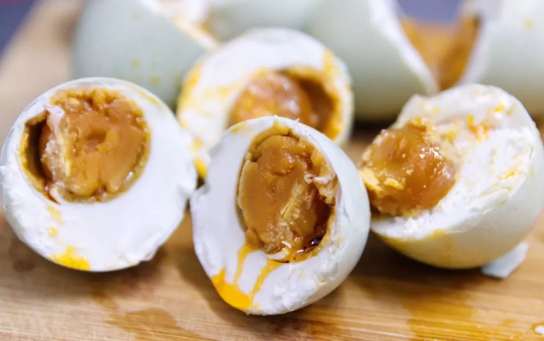 真的免费！四店通用！全场任选！这家江湖味奶茶店放大招了！