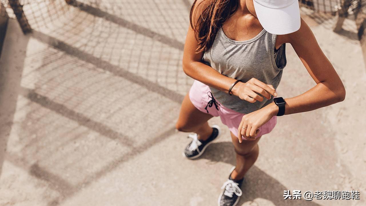 百元售价千元脚感！这3款国产跑鞋揭开了阿迪耐克的“遮羞布”