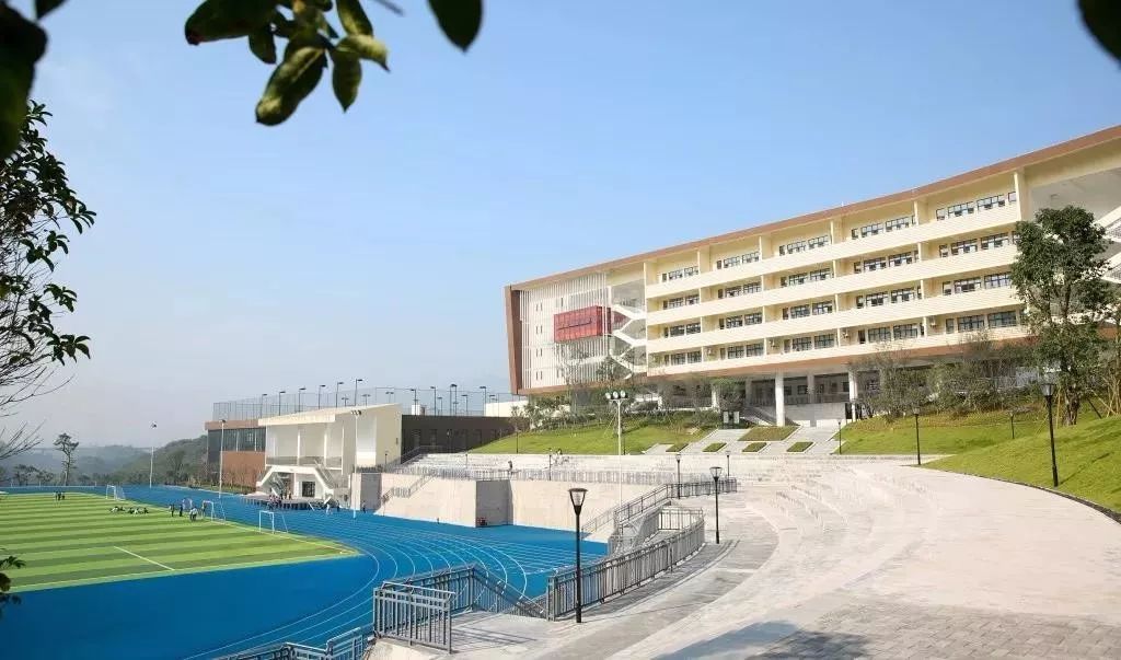 西大附中浐灞中学师资力量,西大附中学校环境