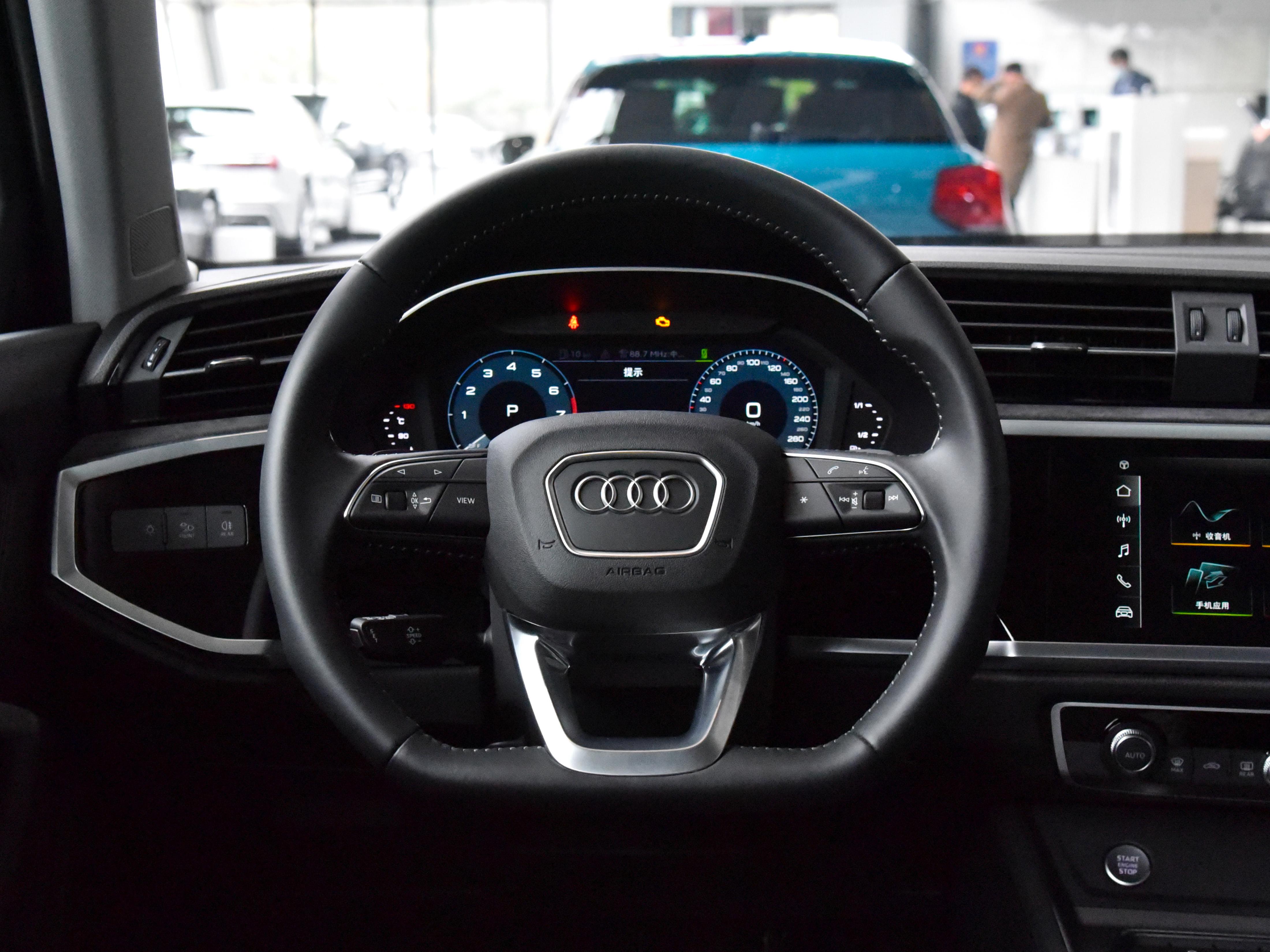 2014款2.0t奥迪q3真实油耗,16款奥迪q3全时四驱运动性测评