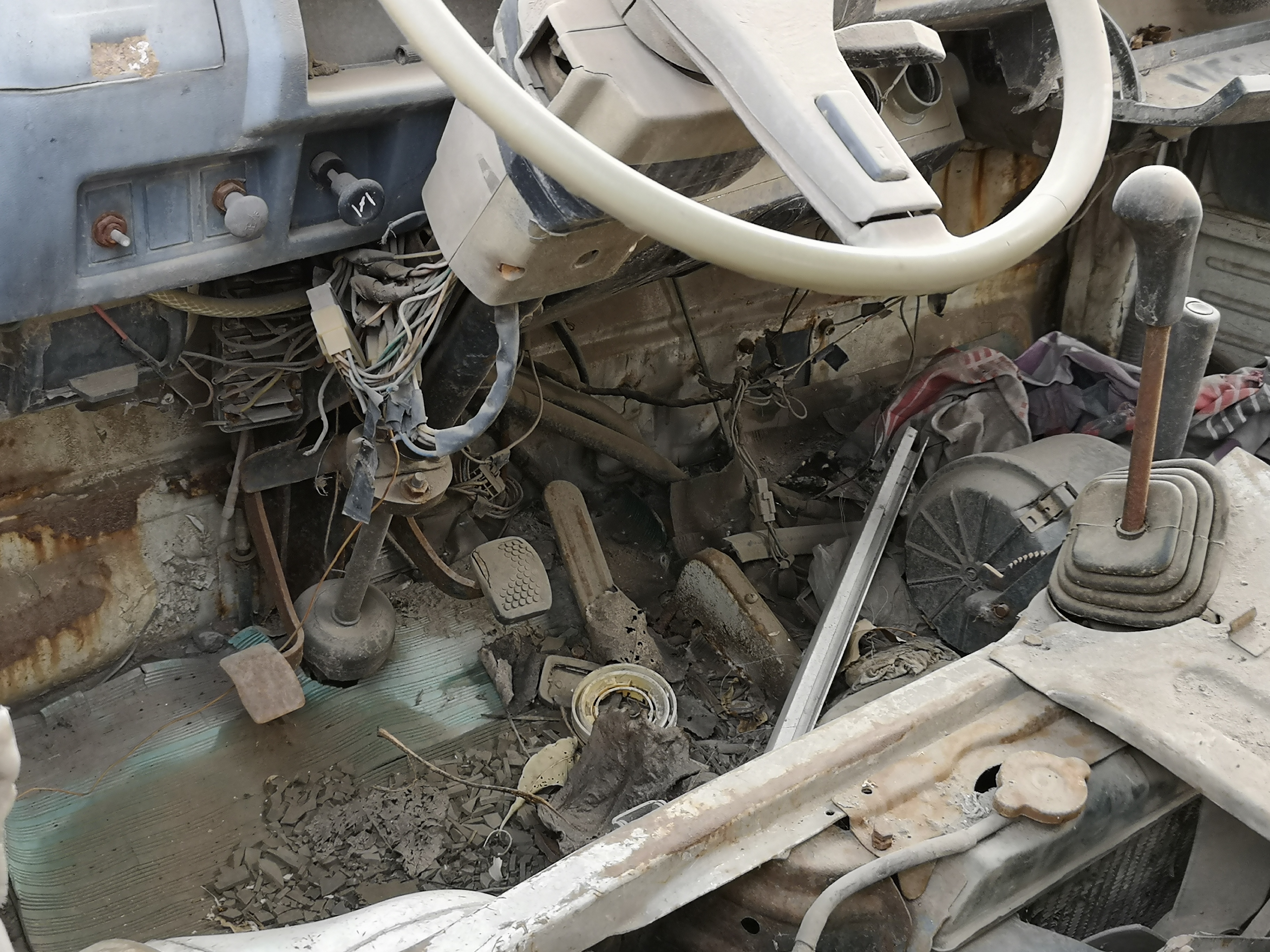 重回八九十年代停车场实拍长安经典老微面