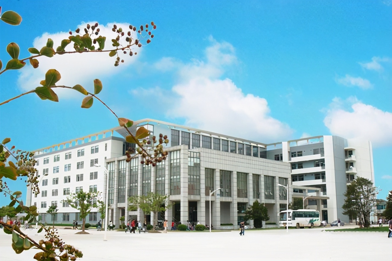 盐城工学院专业课,盐城工学院都有什么课