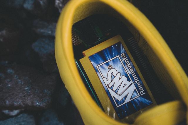 vans买正好的还是买大一点的,vans建议买大还是买小