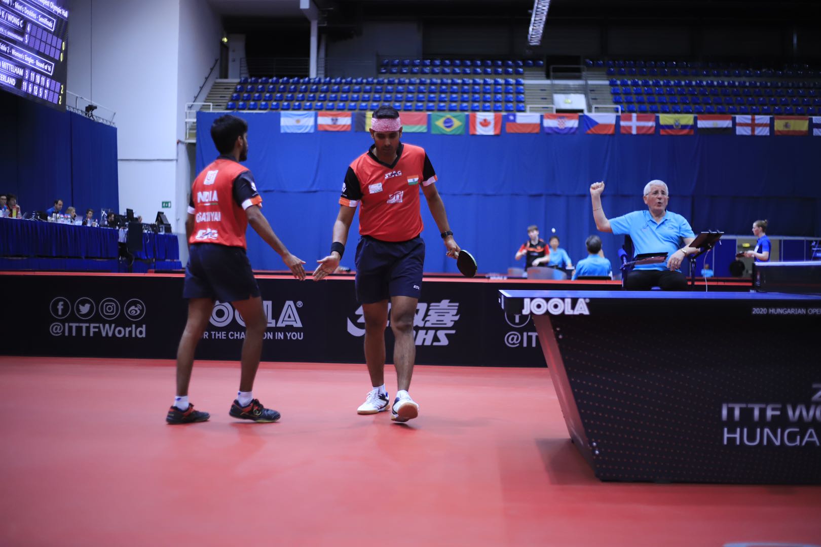 奥恰洛夫半决赛完整版,奥恰洛夫布达佩斯冠军赛