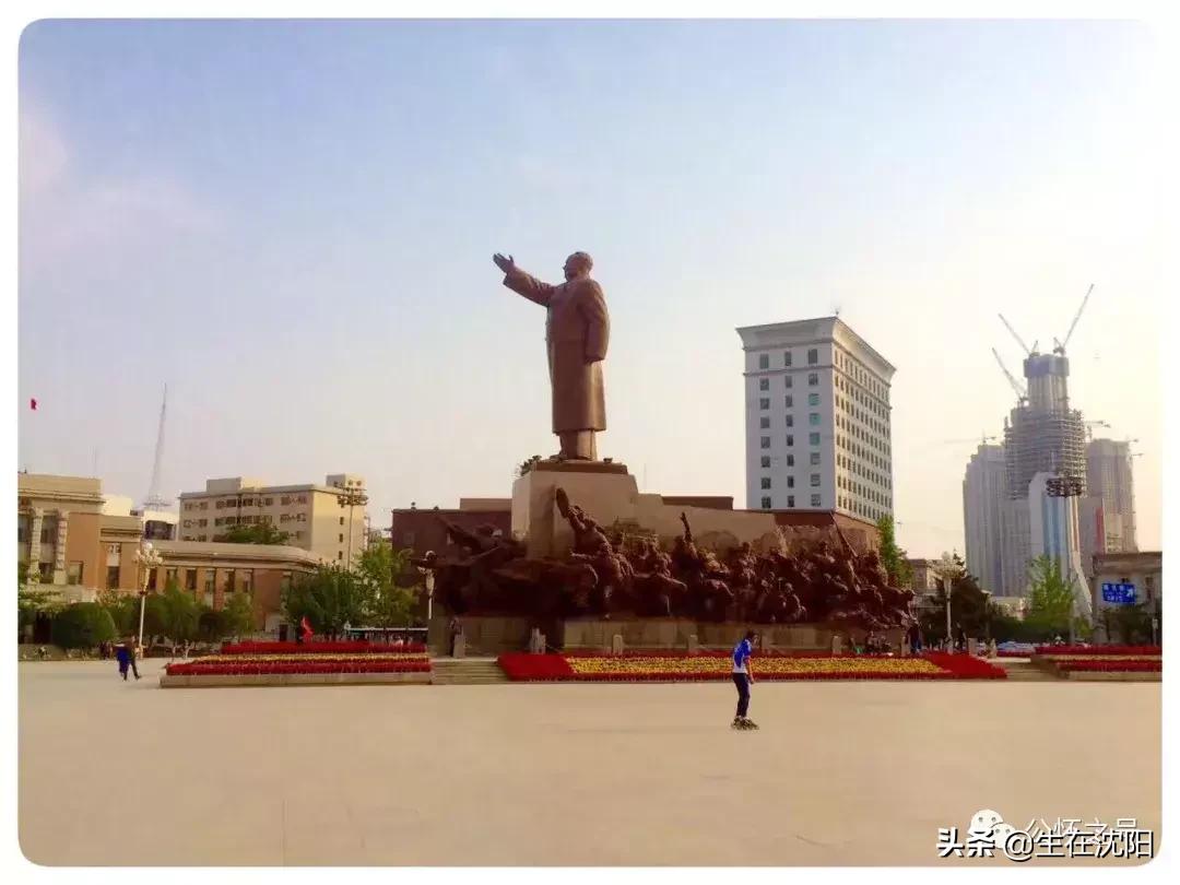 沈阳中山广场雕塑是谁建的,沈阳中山广场周围建筑群