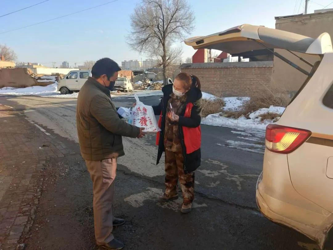 感谢坚守抗击疫情的每一位志愿者,抗击疫情最美志愿者