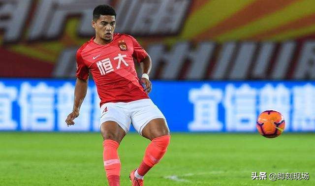 盘点中超赛场上的7大粗腿,希望新星在列，向世界大粗腿名宿们致敬